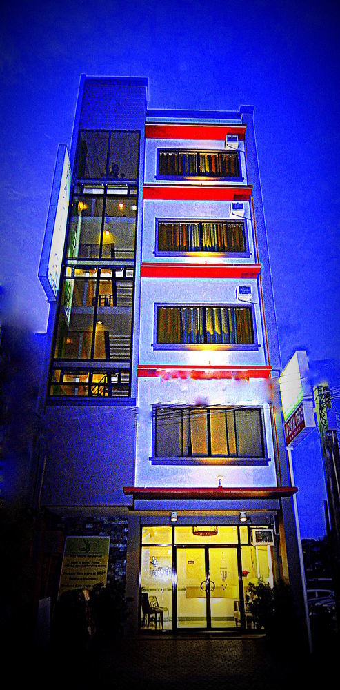 First Pacific Inn Davao Ngoại thất bức ảnh