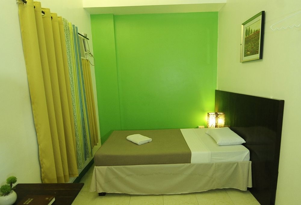First Pacific Inn Davao Ngoại thất bức ảnh