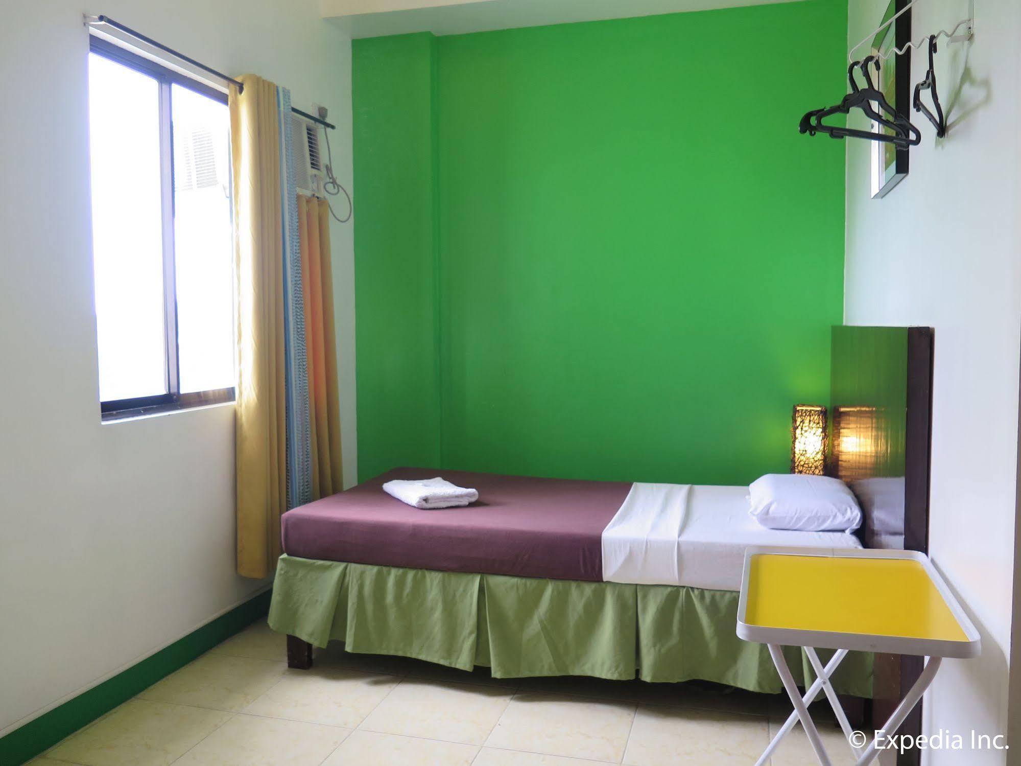 First Pacific Inn Davao Ngoại thất bức ảnh