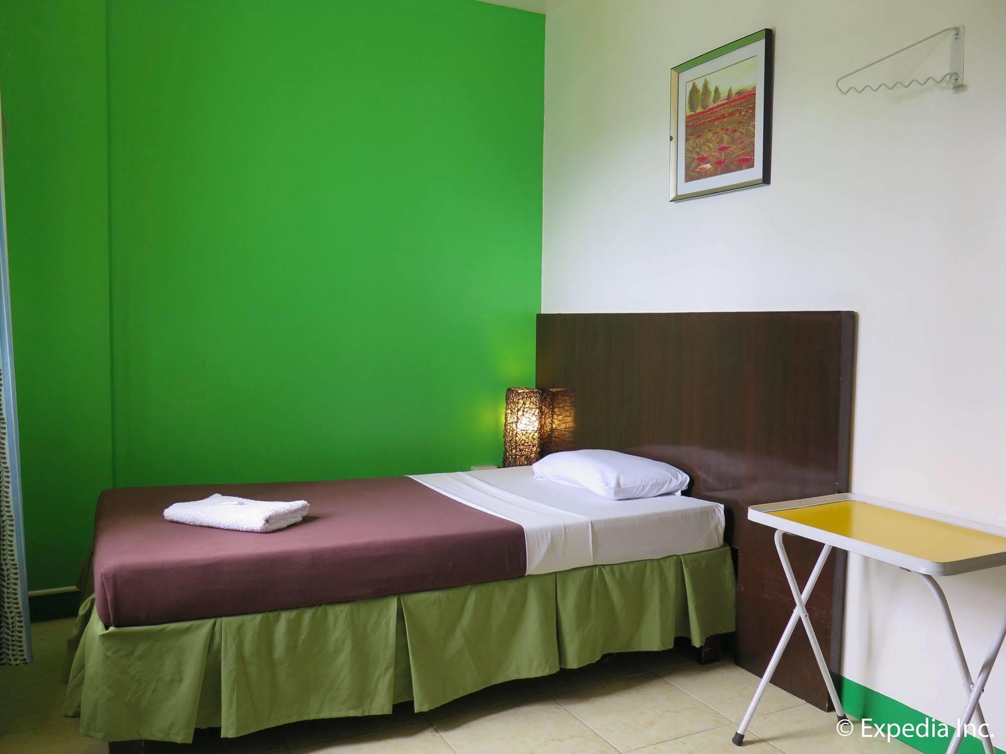 First Pacific Inn Davao Ngoại thất bức ảnh