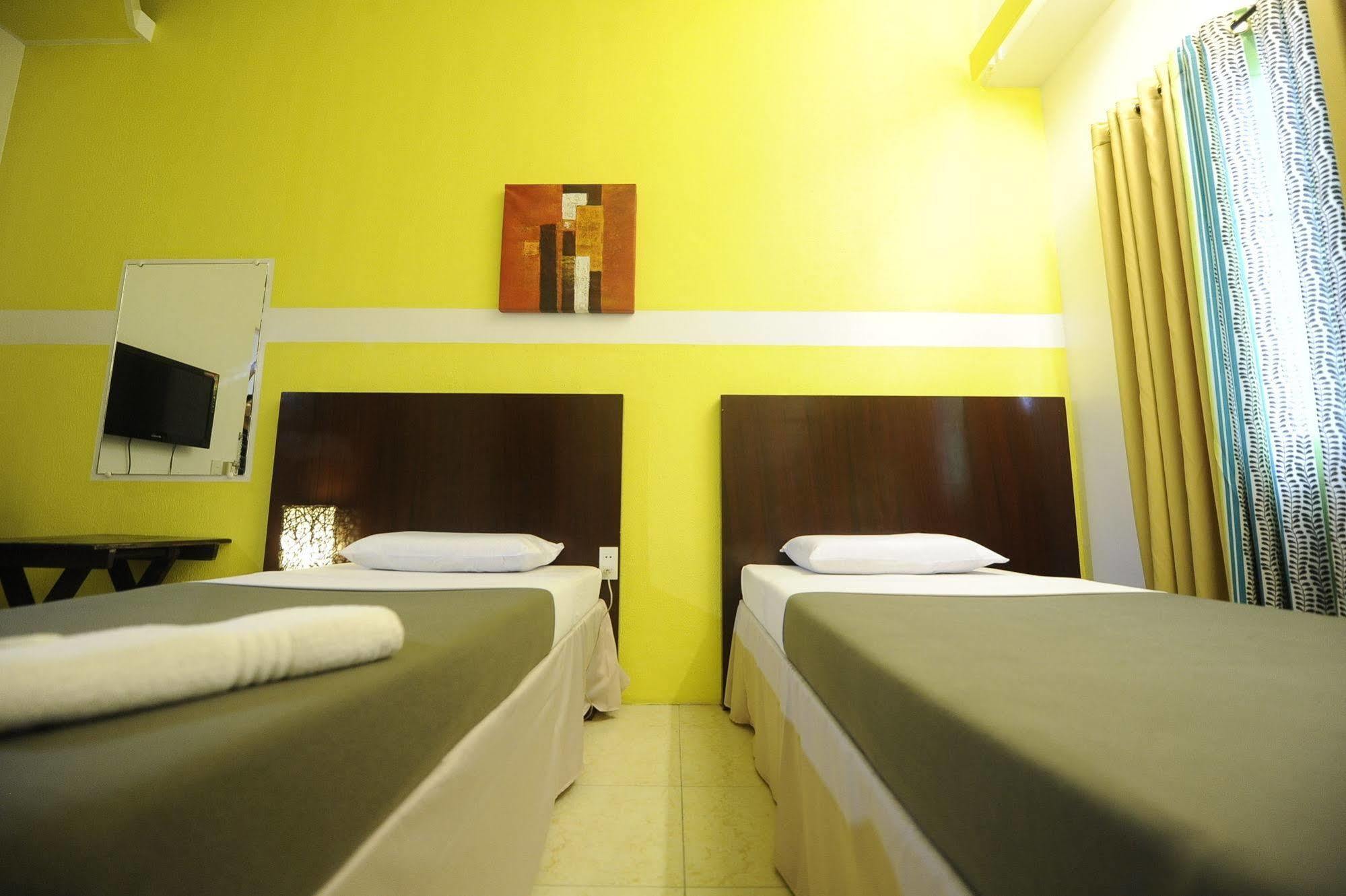 First Pacific Inn Davao Ngoại thất bức ảnh